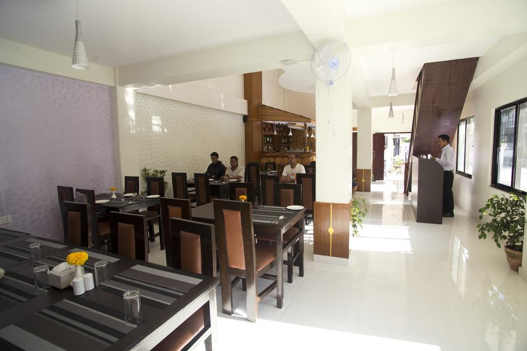Hotel Swapna Bagh- Your Place Pókhara Exteriér fotografie
