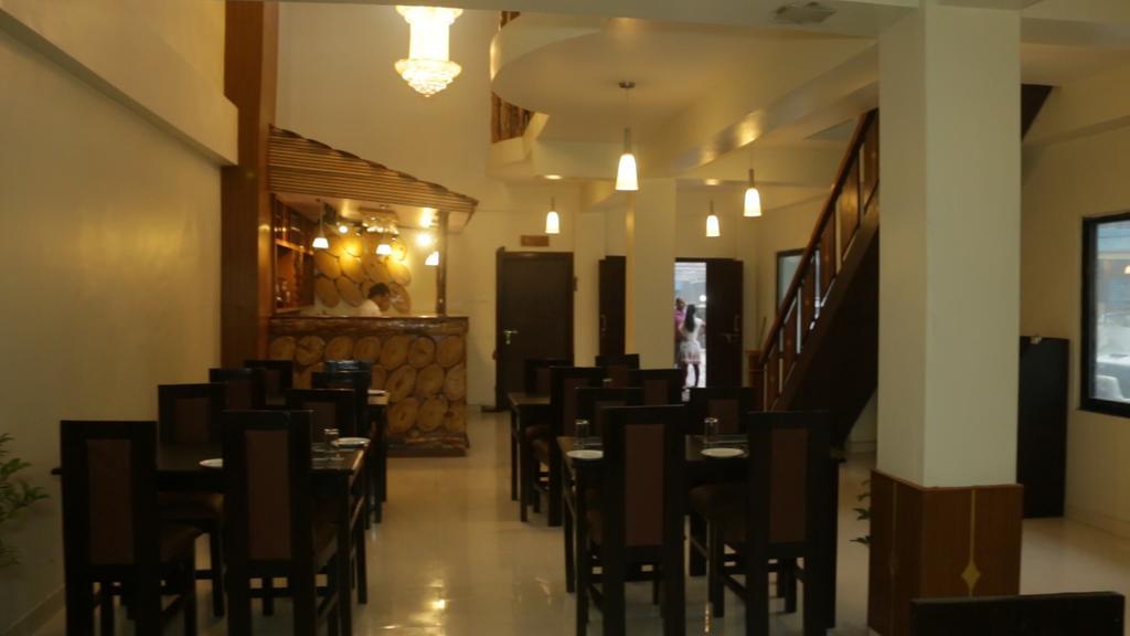 Hotel Swapna Bagh- Your Place Pókhara Exteriér fotografie