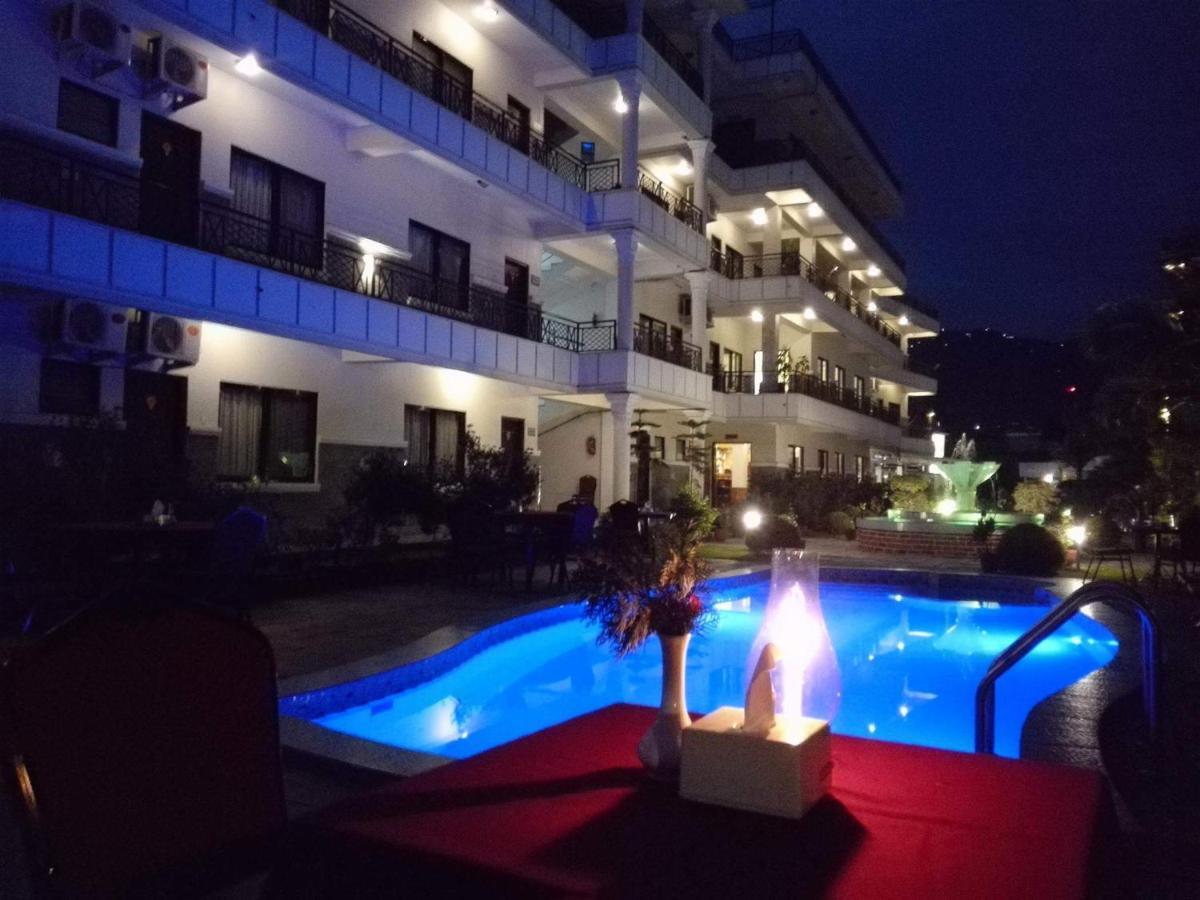 Hotel Swapna Bagh- Your Place Pókhara Exteriér fotografie